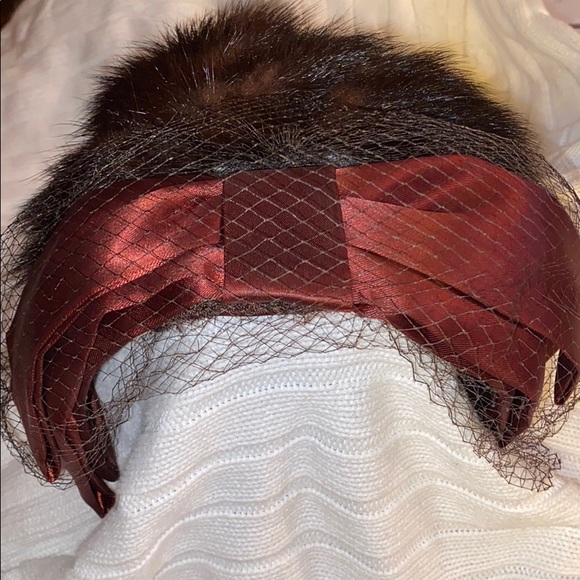 Accessories - Mink/PillBox Type Hat with Netting Vintage